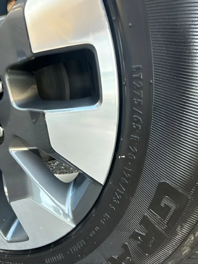 Used 2021 SUMMIT WHITE Chevrolet Custom image 33