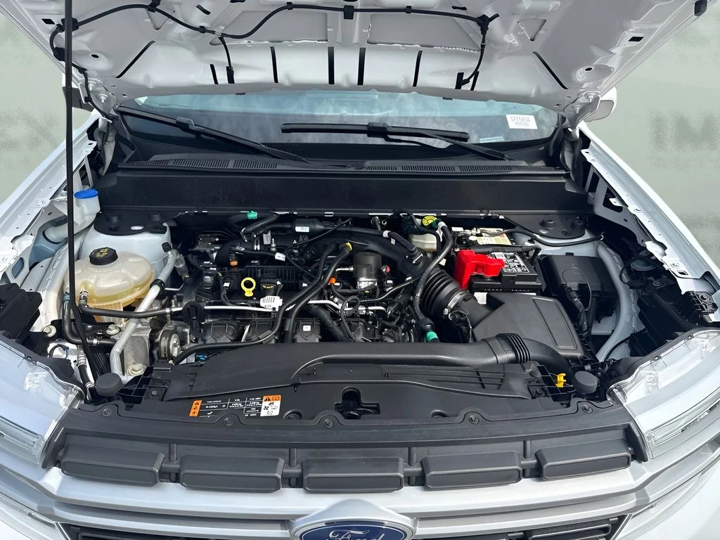 Used 2023 White Ford Lariat image 19