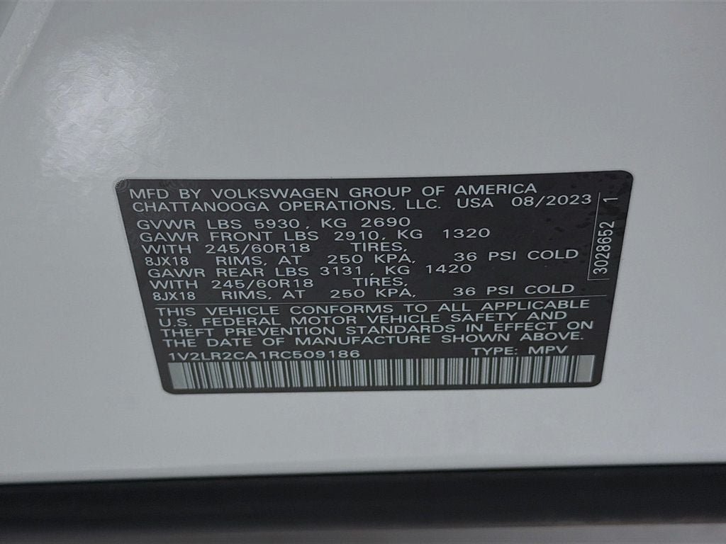 Used 2024 Pure White Volkswagen 2.0T SE 4MOTION image 32