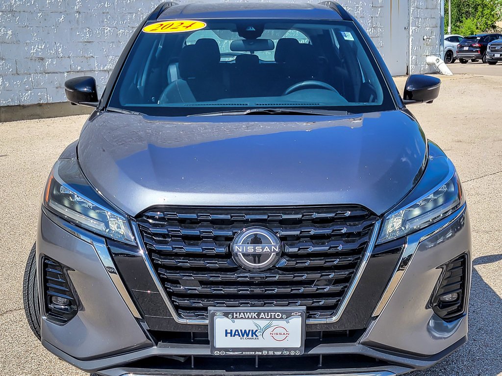 New 2026 Gun Metallic Nissan SV image 4