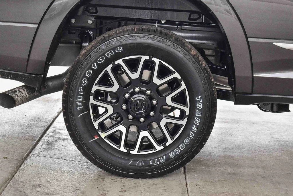 New 2026 Granite Crystal Metallic Clearcoat RAM Limited image 11