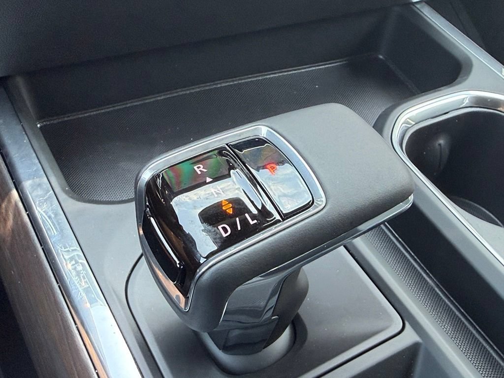 New 2026 Onyx Black GMC SLT image 30