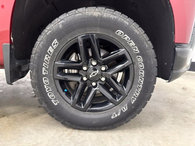 Used 2020 Red Chevrolet LT Trail Boss image 12