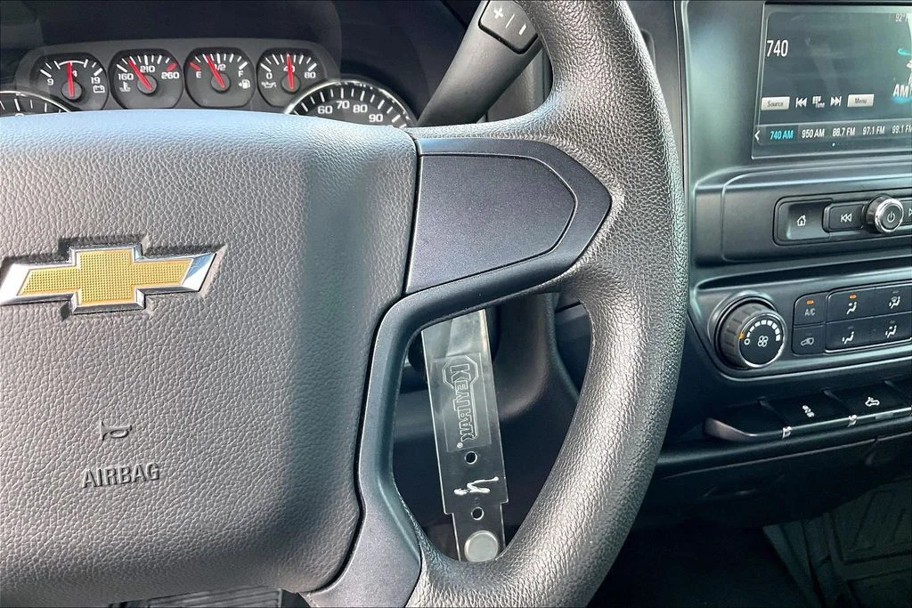 Used 2016 Blue Chevrolet LS image 9