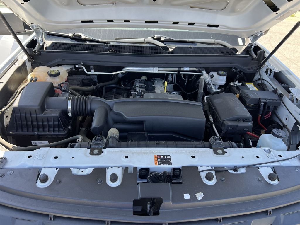 Used 2022 White Chevrolet Work Truck image 23