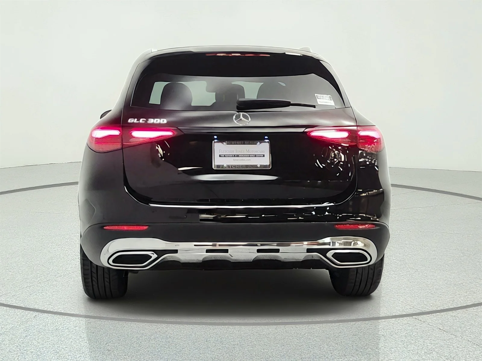 Used 2023 Black Mercedes-Benz GLC 300 SUV image 6