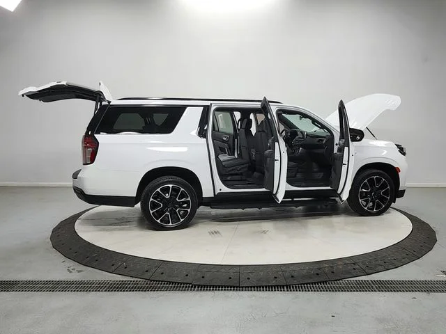 Used 2021 White Chevrolet RST image 16