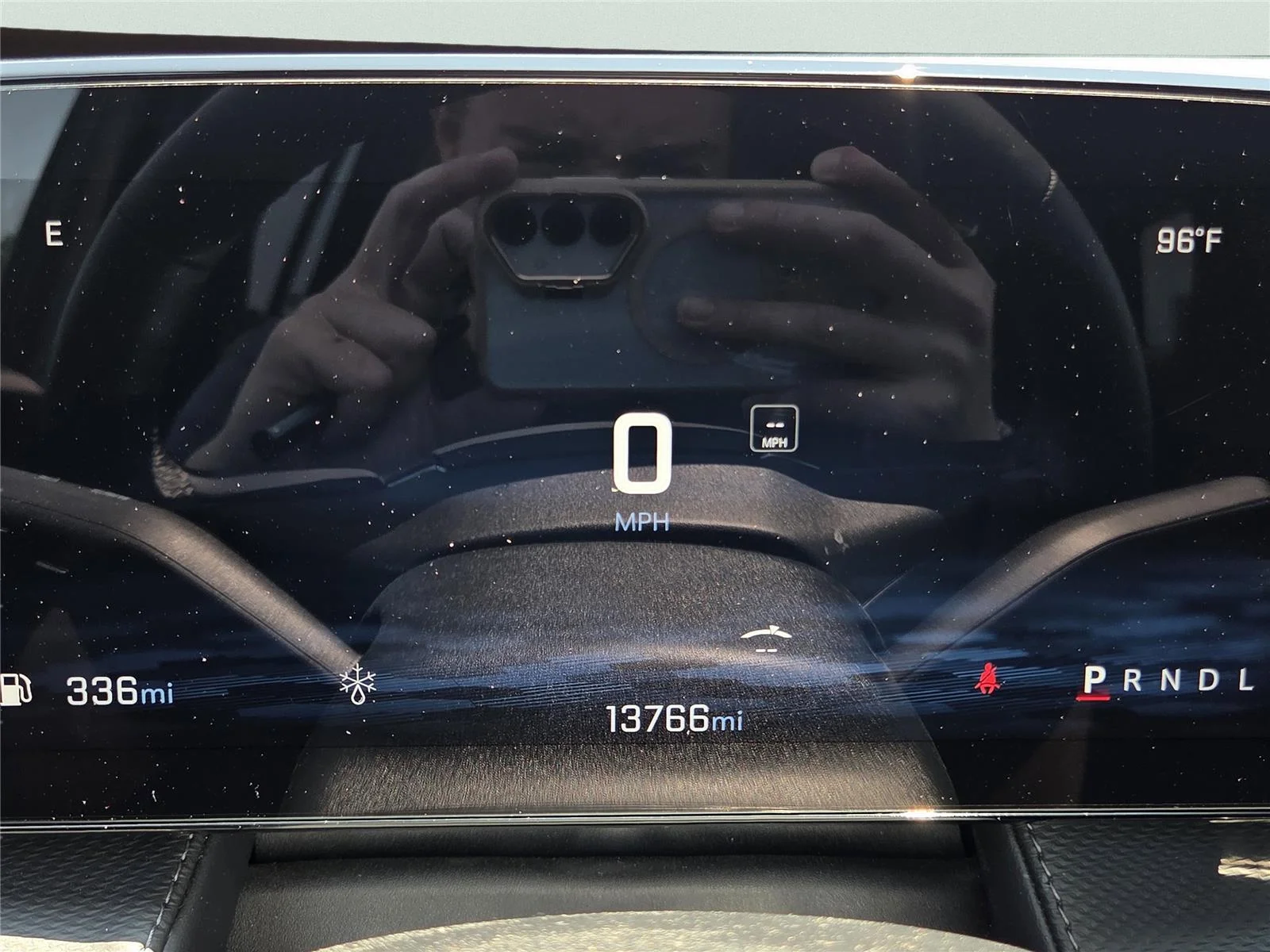 Used 2026 Sterling Gray Metallic Chevrolet FWD LT image 22