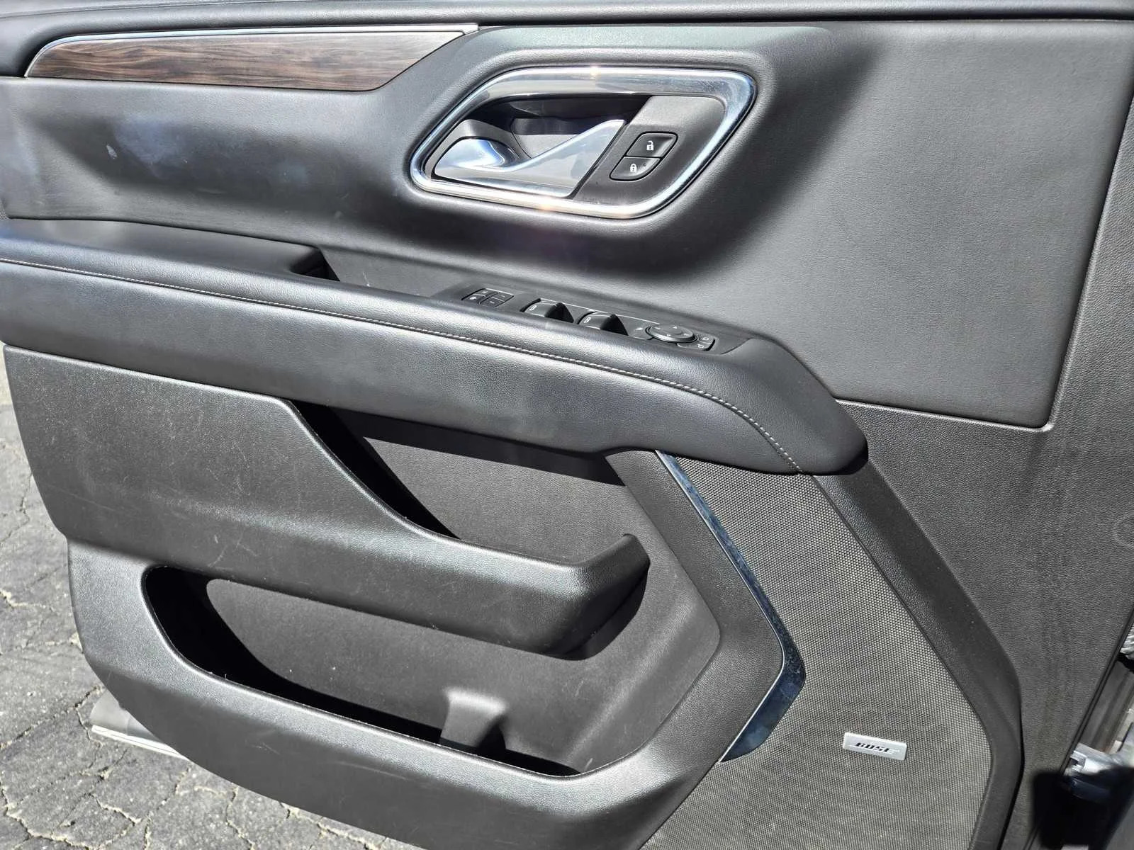 Used 2023 Sterling Gray Metallic Chevrolet LT image 17