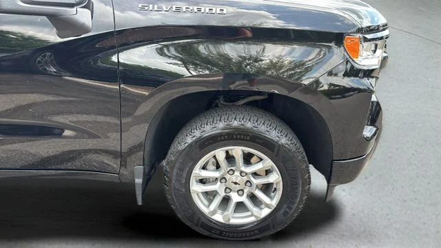 Used 2026 Black Chevrolet RST image 33