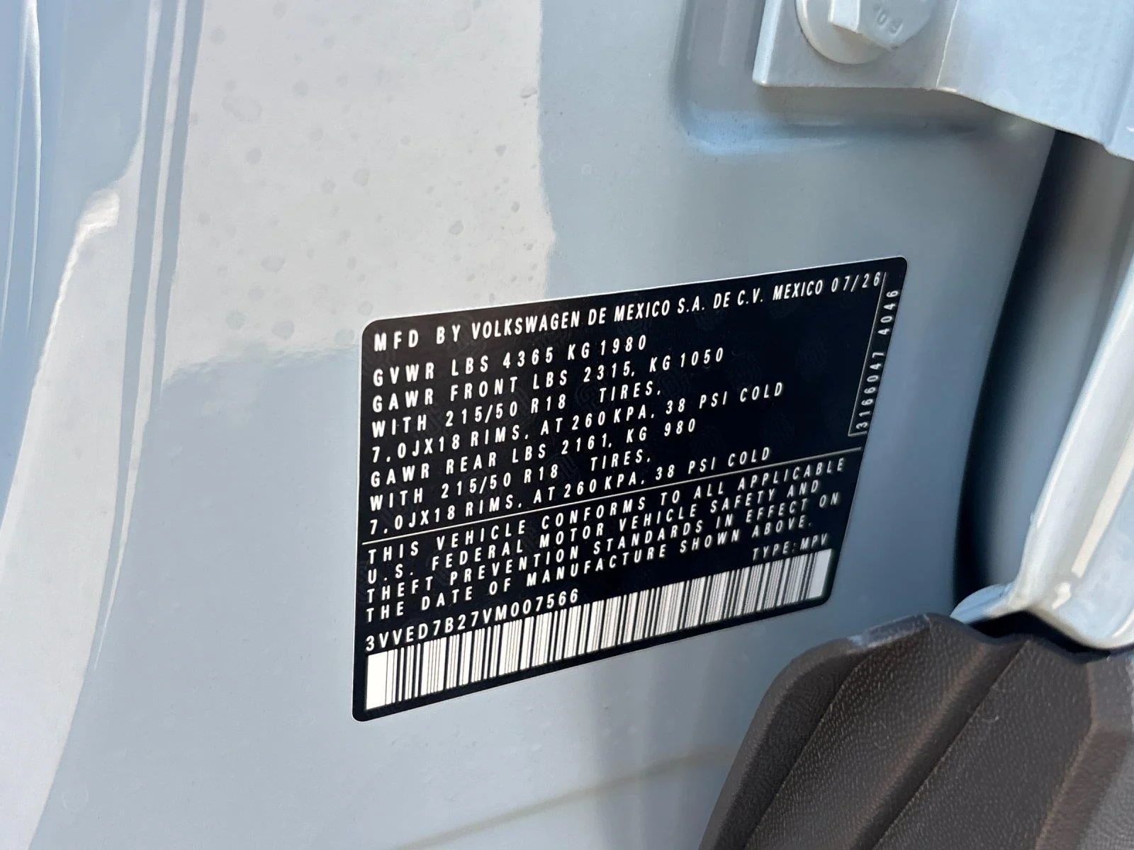 New 2027 Monument Gray Volkswagen SE image 11