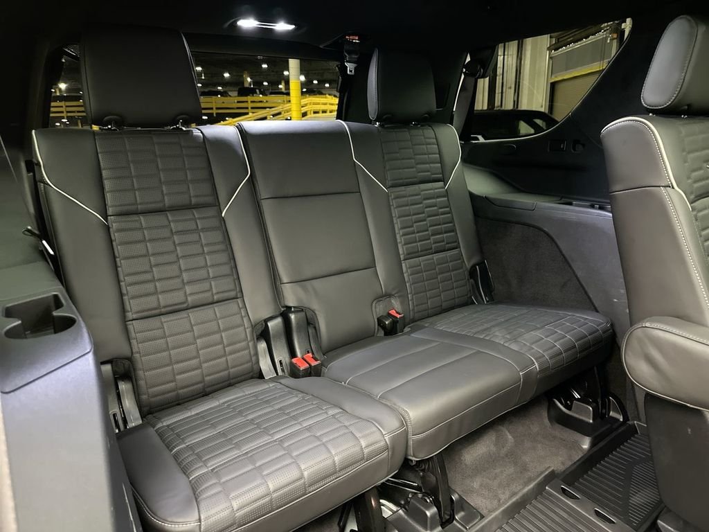 Used 2024 Black Raven Cadillac Sport Platinum image 21