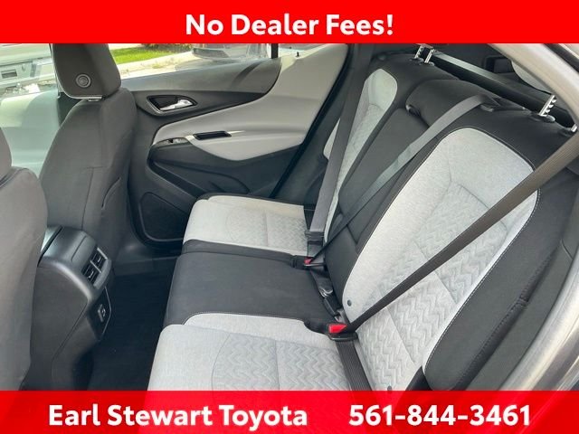 Used 2022 Gray Chevrolet LT image 17