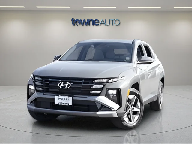 Used 2025 Gray Hyundai SEL Convenience image 10