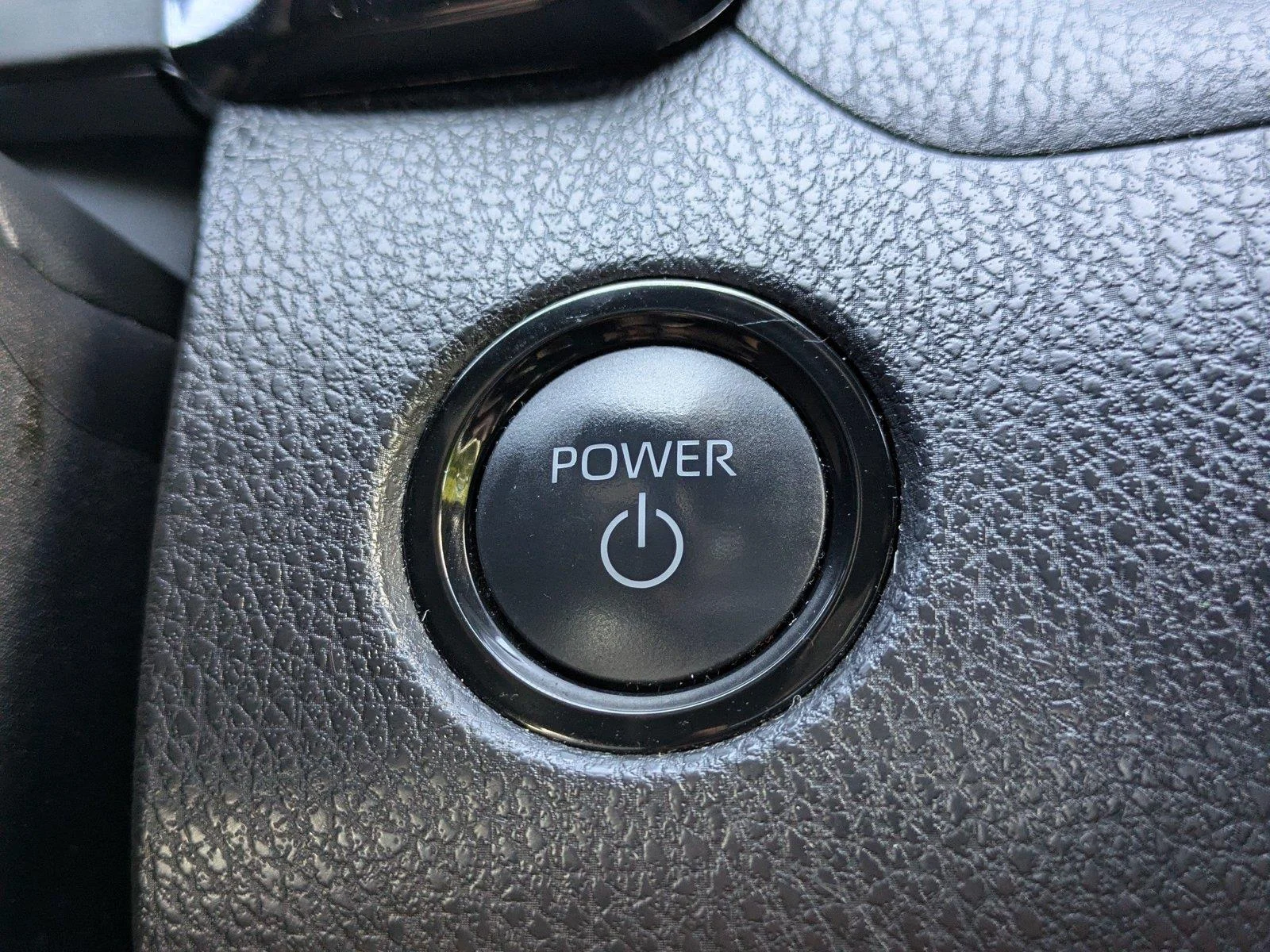 Used 2025  Toyota SE image 25