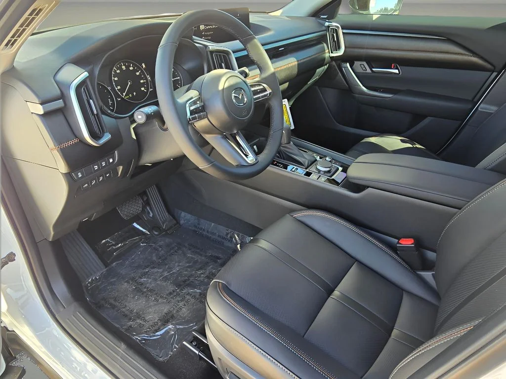 New 2026 Wind Chill Pearl Mazda Premium image 26