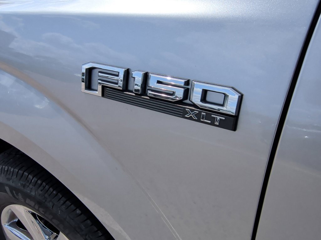 Used 2020 Iconic Silver Metallic Ford XLT image 12