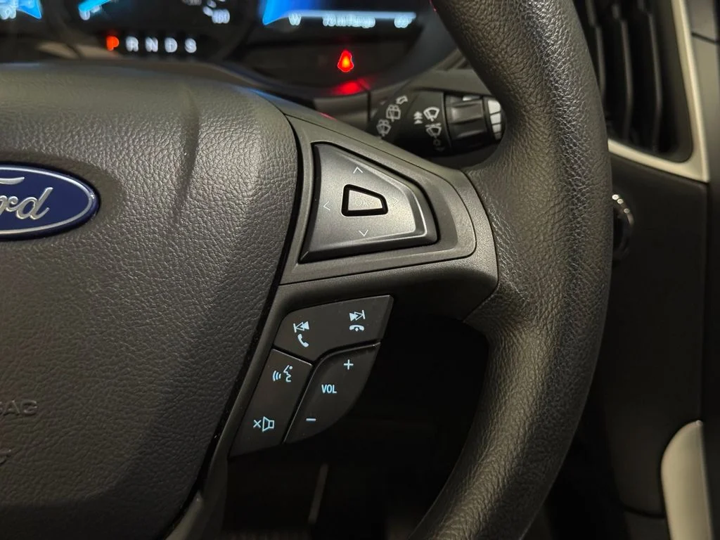 New 2024 Black Ford SE image 33