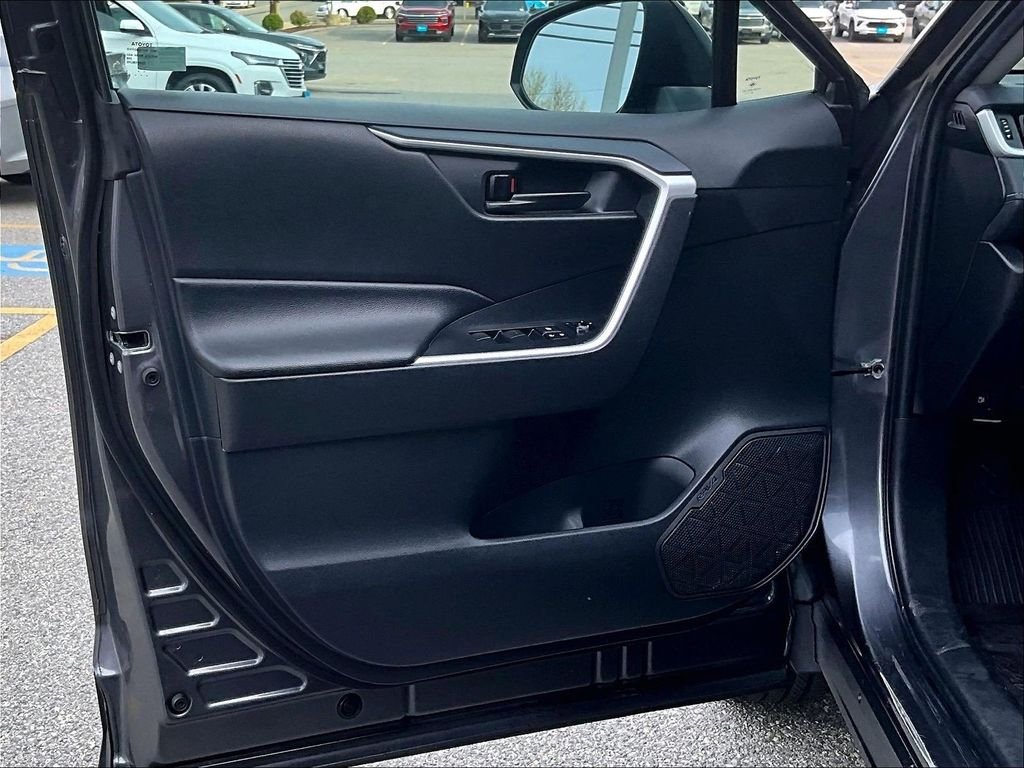 Used 2021 Gray Toyota LE image 9