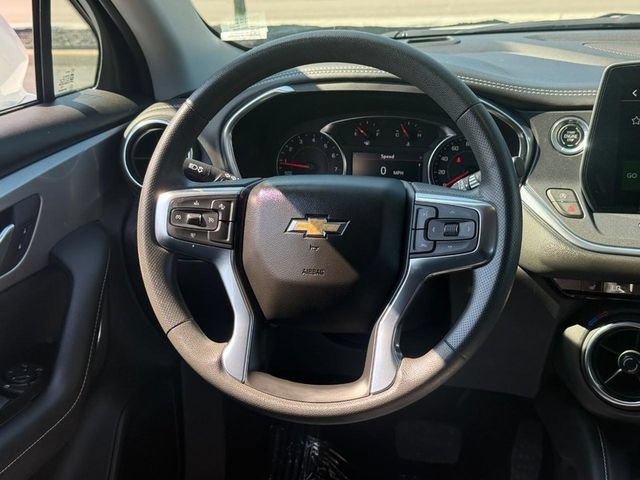 Used 2024 Summit White Chevrolet 2LT image 12