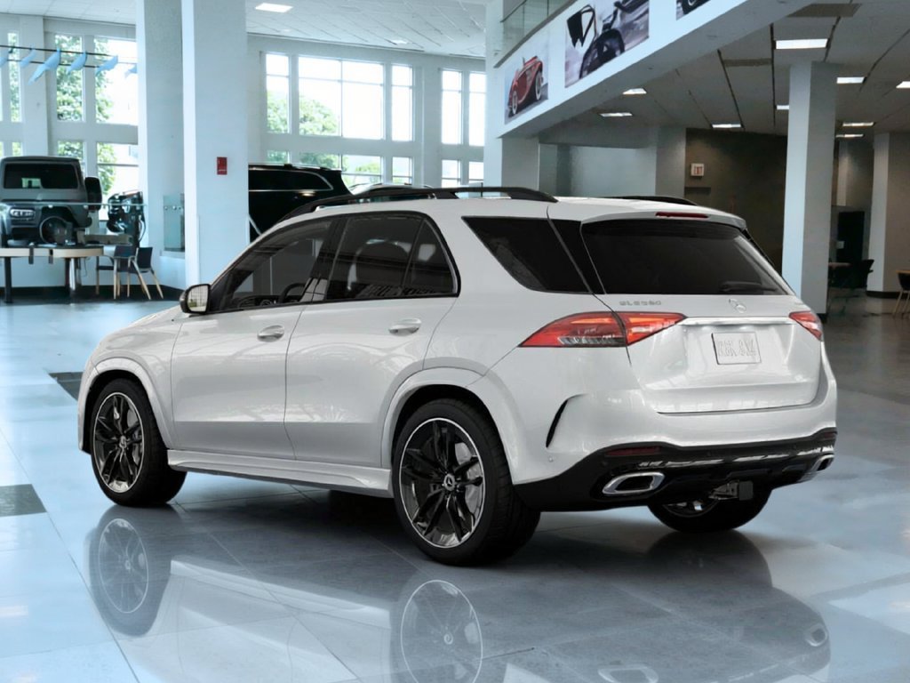 New 2026 MANUFAKTUR Moonlight White Metallic Mercedes-Benz GLE 580 image 69