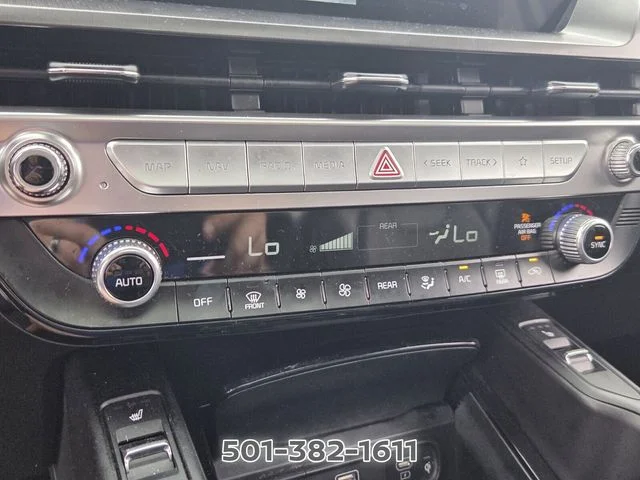 Used 2025 Black Kia S image 25