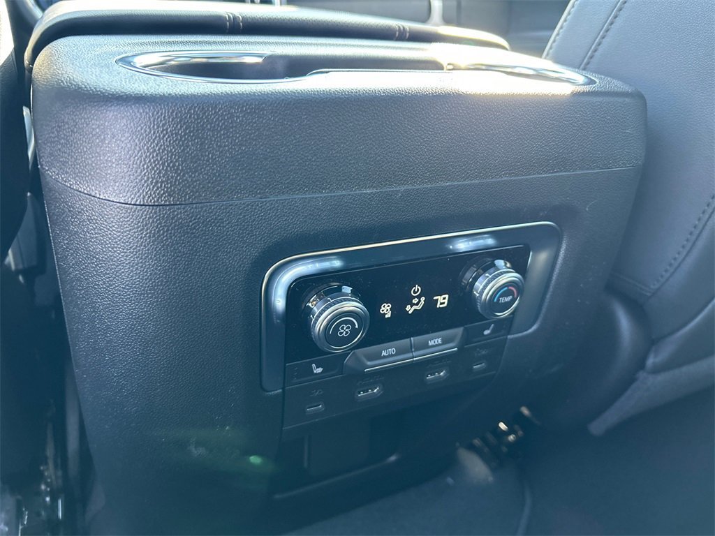 2026 GMC YUKON XL - Image 31