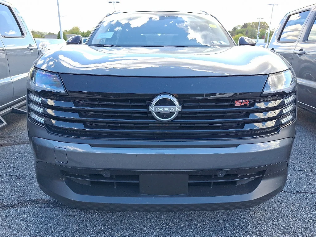 Used 2026 Gray Nissan SR image 2