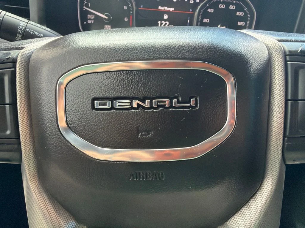 Used 2021 Cayenne Red GMC Denali image 18
