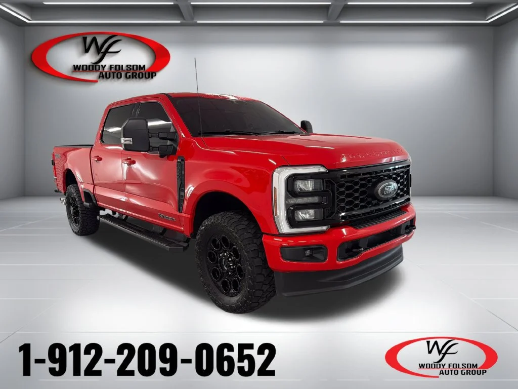 Used 2025 Race Red Ford XLT image 1