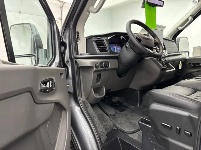 New 2026 Gray Ford Explorer Limited SE image 16
