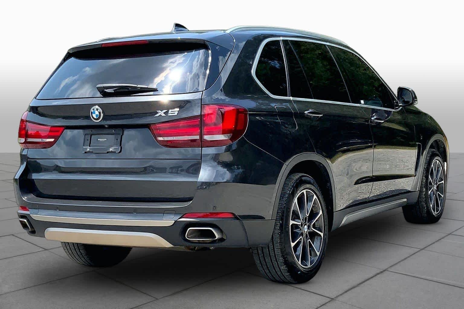 Used 2018 Dark Graphite Metallic BMW sDrive35i image 13