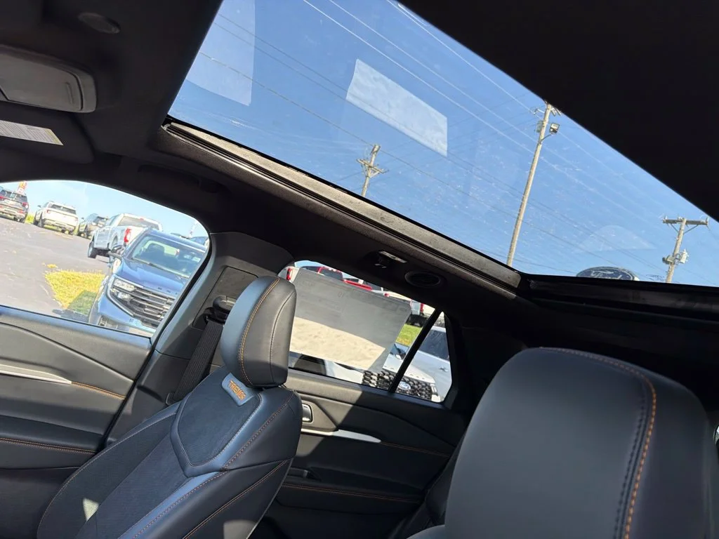 New 2026 Gray Ford Tremor image 23