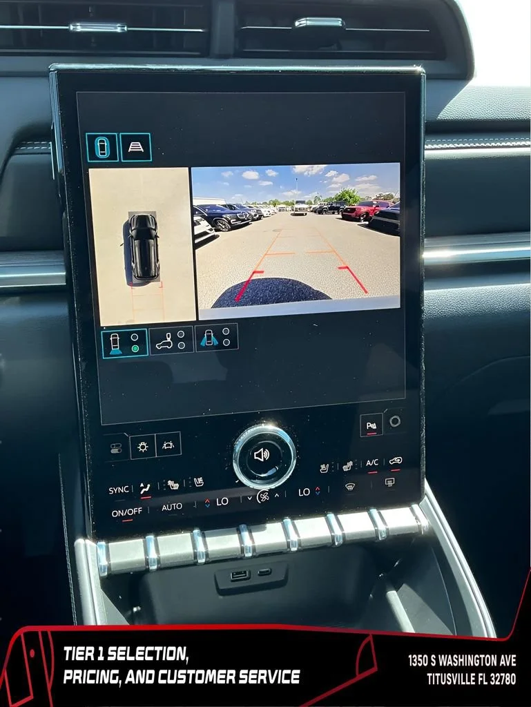 New 2026 Glacier White Tricoat GMC Denali image 32
