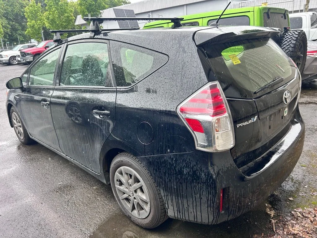Used 2015 Black Toyota Two image 3