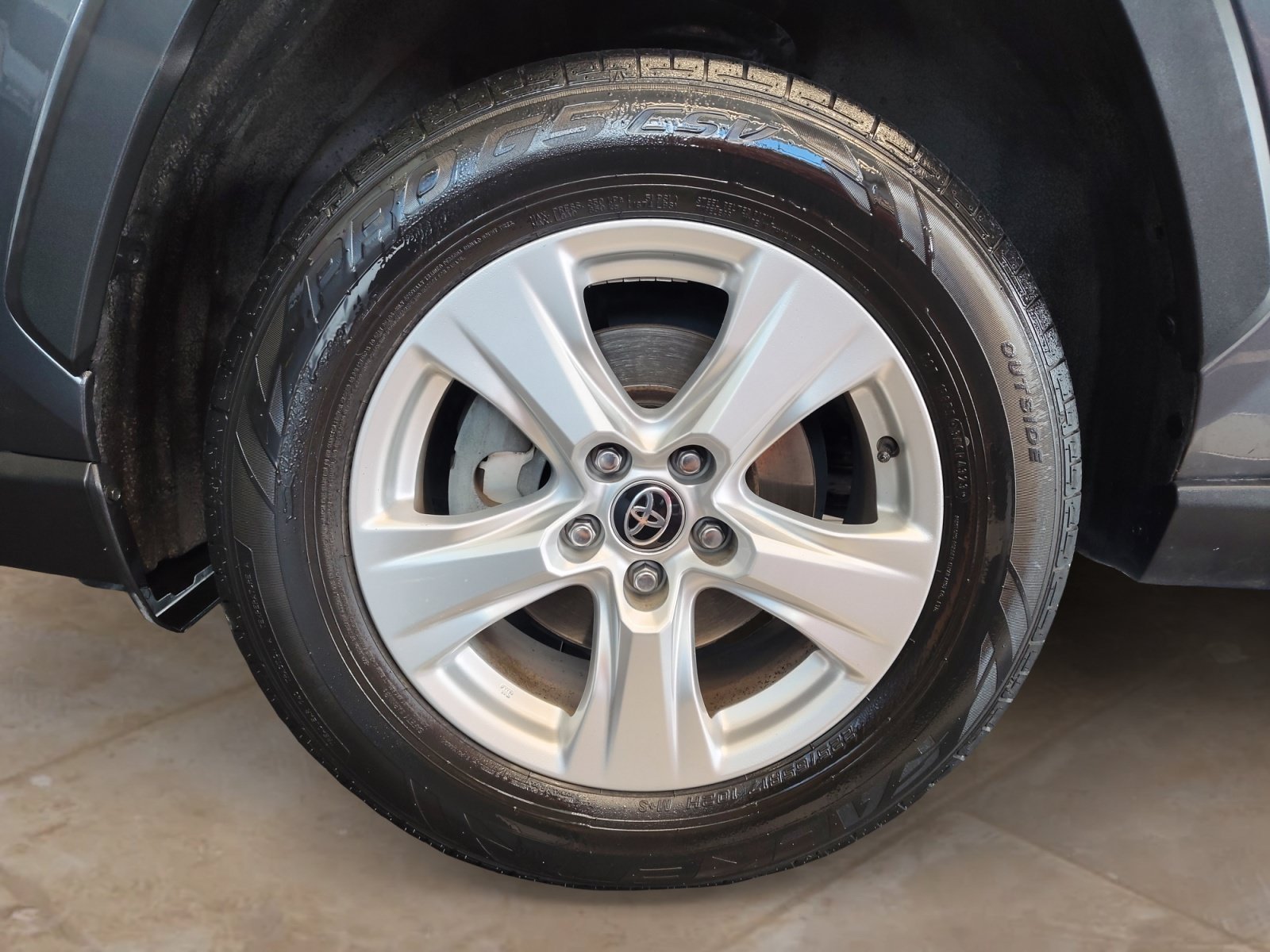 Used 2021 Magnetic Gray Metallic Toyota XLE image 28