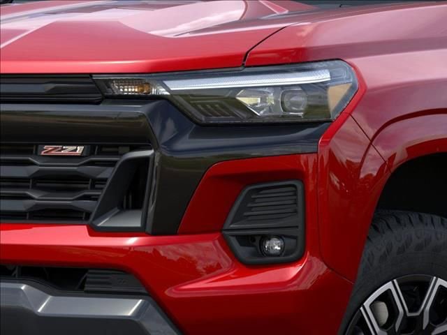 2025 Chevrolet Colorado Z71 - Photo 10