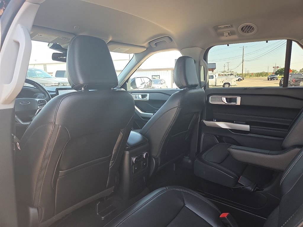 Used 2023 Agate Black Metallic Ford Limited image 16