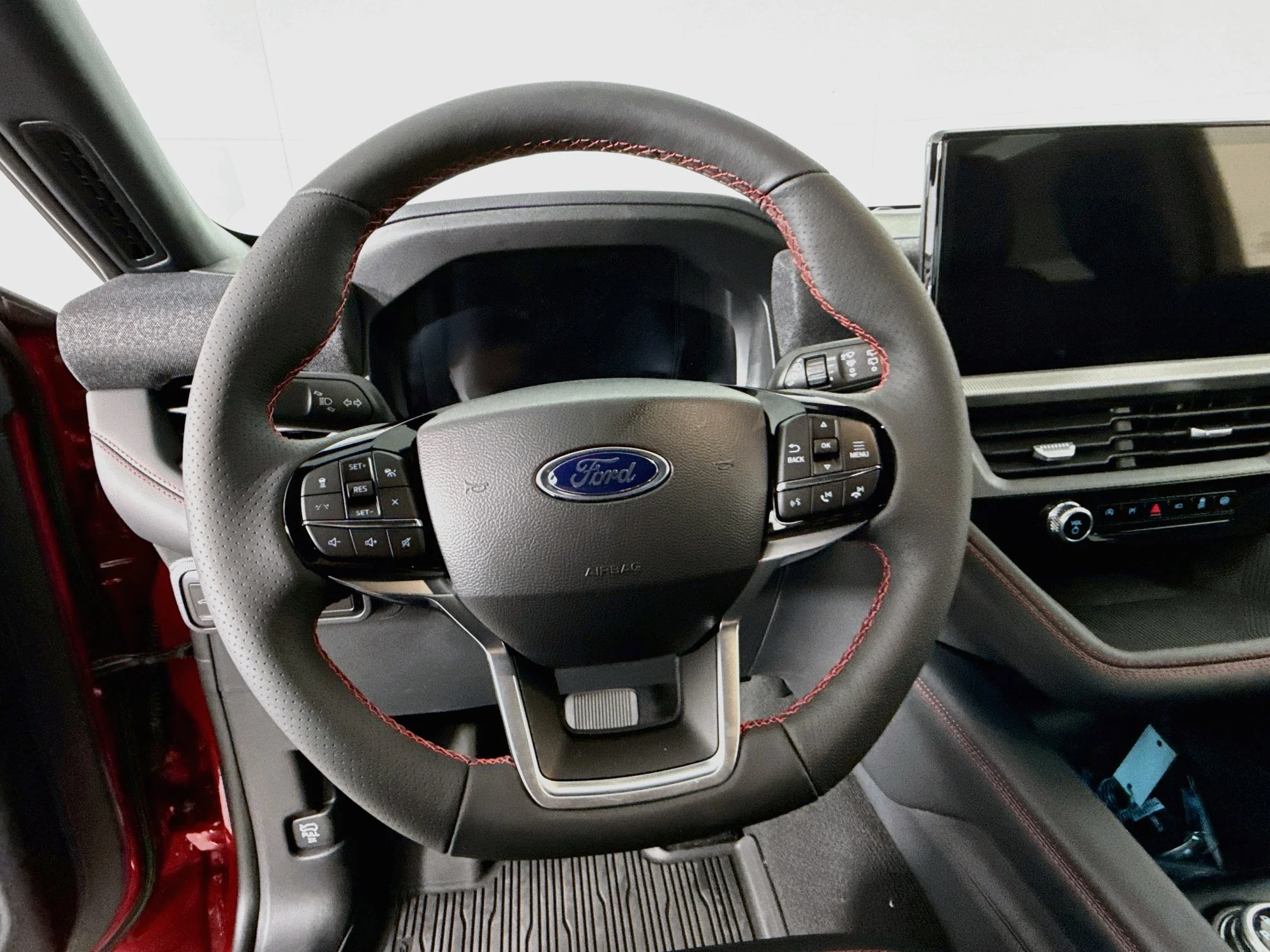 New 2026 Rapid Red Metallic Tinted Clearcoat Ford ST-Line image 11