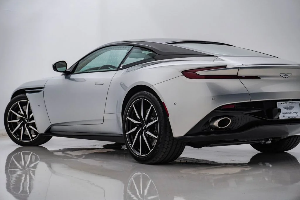 Used 2017 Lightning Silver Aston Martin Launch Edition image 9