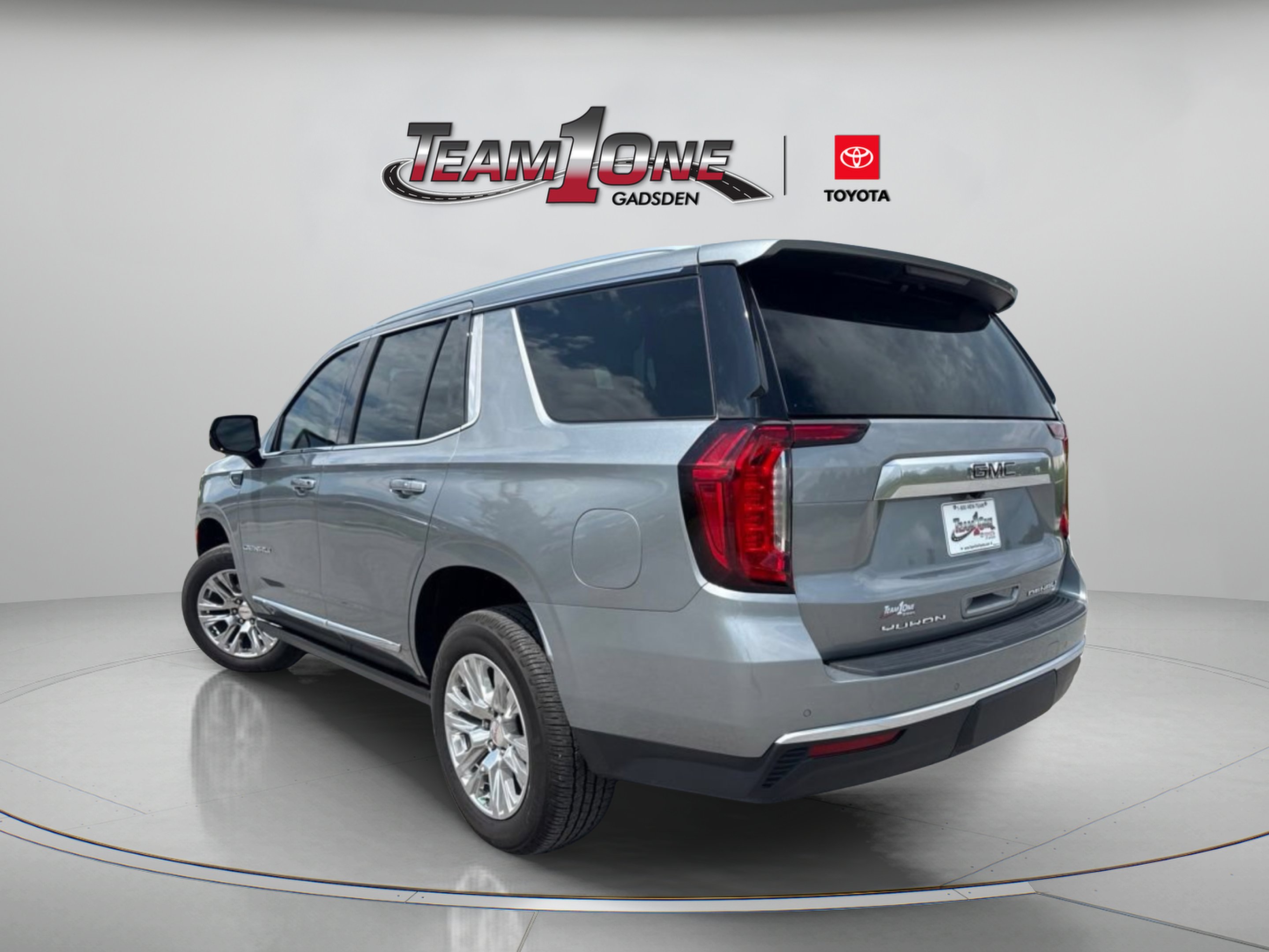 Used 2023 Sterling Metallic GMC Denali image 6