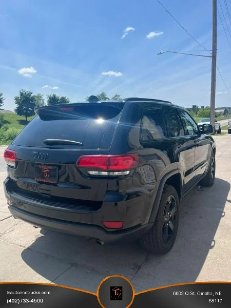 Used 2019 Black Jeep Upland Sport Utility 4D image 10
