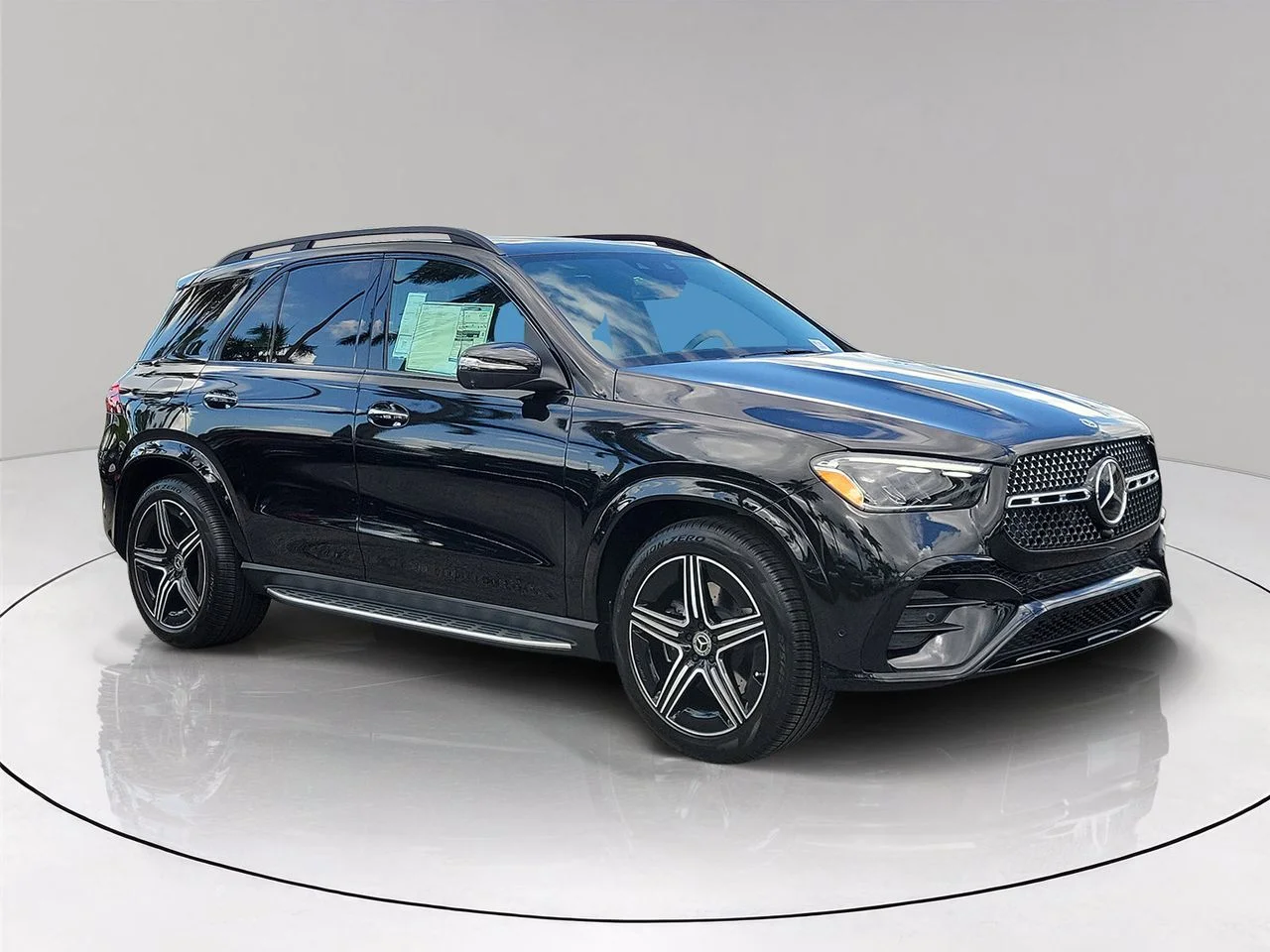 New 2026 Obsidian Black Metallic Mercedes-Benz GLE 350 image 3