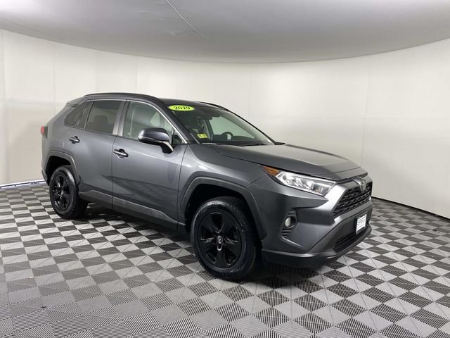 Used 2019 Gray Toyota XLE image 1