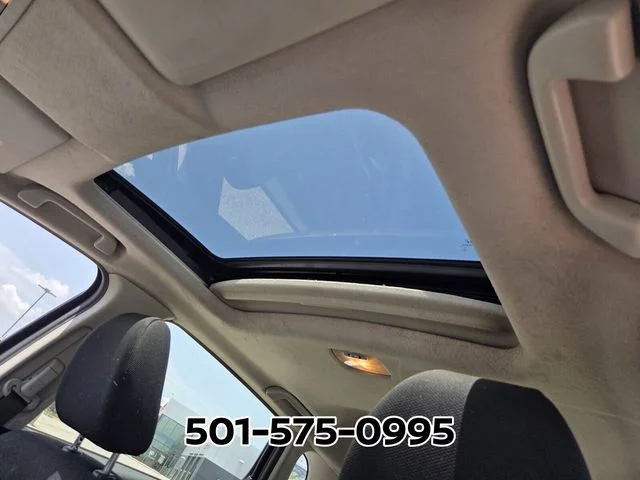 Used 2017  Honda EX image 10