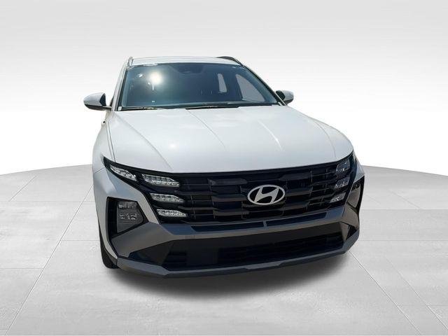 New 2026 White Hyundai SEL AWD image 3