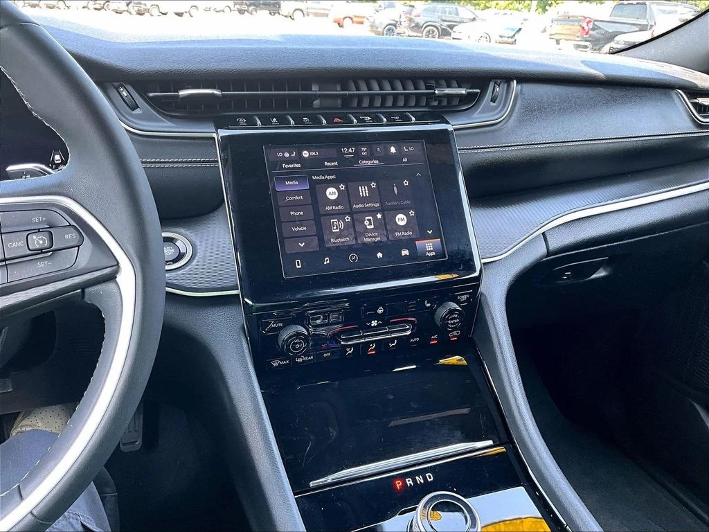 Used 2023 Gray Jeep Altitude X image 19