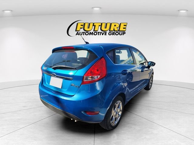 Used 2012 Blue Ford SES image 3