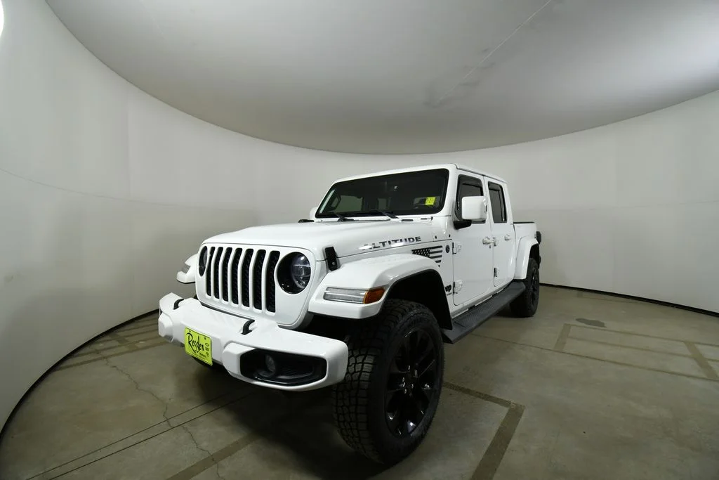 Used 2021 White Jeep Overland image 6