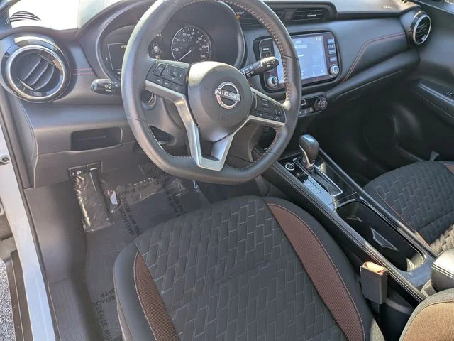 Used 2023 White Nissan SR image 10